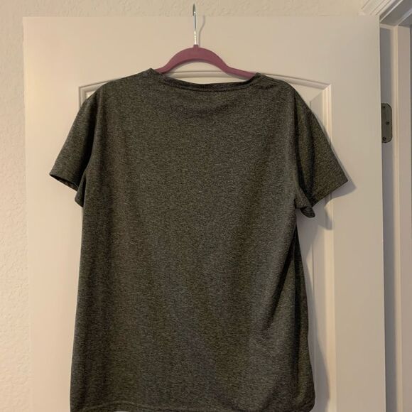 Adidas Climate Right Ladies athletic shirt.  Size: XL. - Picture 5 of 5